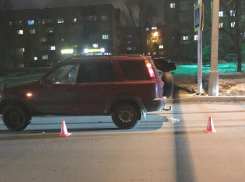 18-летнюю девушку сбили на пешеходном переходе в Волжском