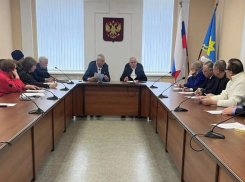 Волжский делает ставку на единство: в городе обсудили планы на Год народного сплочения