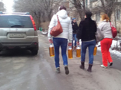 Волжан подсадили на пиво, продавая его по цене молока и воды