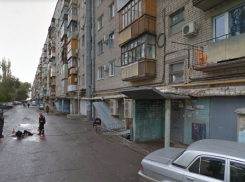 Волжские вандалы изуродовали новые лифты в «тысячнике»