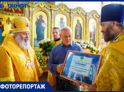 В Волжском отметили 30-летие храма Серафима Саровского: фоторепортаж