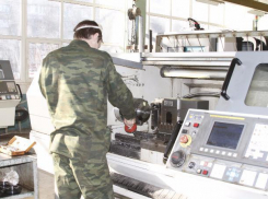 388 студентов из Волгоградской области будут работать на предприятиях оборонно-промышленного значения