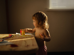 Выплату на первенца придется переоформить