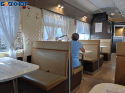 Ресторан сменили на бистро, но цены остались прежними: корреспондент «Блокнот Волжский» поужинал в поезде Волгоград – Москва