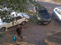 Водители-хамы паркуются так, что мы не можем попасть домой, - волжанка Анна Литвинова