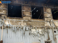 В Волжском выгорел жилой дом в Погромном