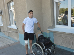 «Одиссея» волжского инвалида на коляске закончилась на выездном посту из Волгограда 