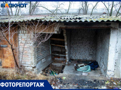 Разрушенные сараи и полная антисанитария: нелицеприятный Волжский