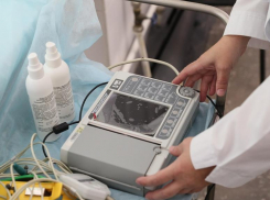 Губернатор Волгоградской области предположил рост заболеваемости COVID-19 к июню