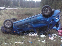 Под Волгоградом 56-летний водитель «Калины» погиб, угодив в кювет