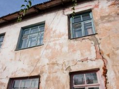 Жильцы 19 аварийных домов Волжского будут переселены в течение 5 лет