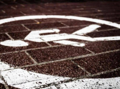 В СНТ в Волжском автомобиль сбил пешехода