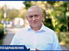 Волжский готовится к новому учебному году: глава города пожелал успехов ученикам, педагогам и родителям