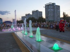 Несмотря на непогоду в Волжском запоет фонтан