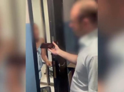 В Волгограде чиновница и ее сестра-близнец хотели заработать на смерти бойца
