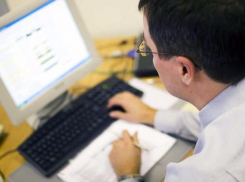 Волжане не смогут зайти на сайты и оформить водительские права без сдачи экзаменов