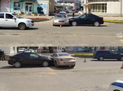23-летняя на Lexus устроила аварию в Волгоградской области