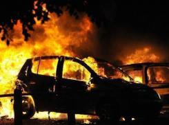 За минувшие сутки в Волгоградской области сгорело пять автомобилей 