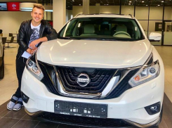 Михаил Игонин подарил себе крутую тачку