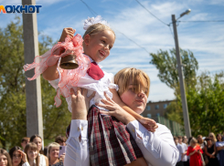 Вирусные песни из соцсетей могут запретить в школах Волжского 