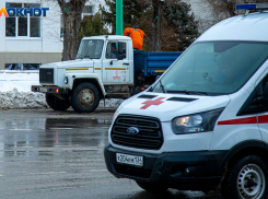 В Волжском медики попросили больных не приходить в поликлинику