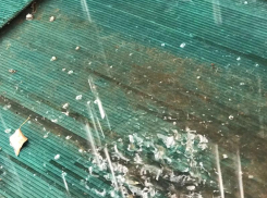 Град обрушился на Волжский: видео непогоды 