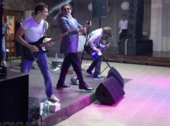 Григорий Лепс отжег на закрытой вечеринке по случаю юбилея бизнесмена в Среднеахтубинском районе  