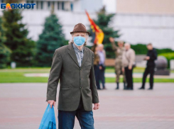 В Волжском более 50 тысяч бесплатных наборов раздали пенсионерам