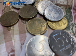Цены на бензин снижаются в Волжском