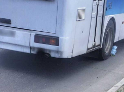 Автобус в Волжском сбил подростка