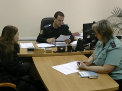 Судебные приставы откроют двери