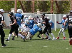 Американский футбол поразил волжан своей зрелищностью 