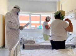 В Волжском продолжается работа больничных капелланов