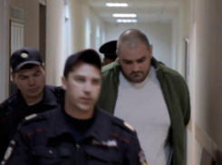 Подкаблучник, застреливший соседа в Волжском, отправился в СИЗО