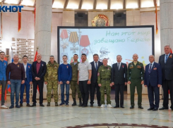 Волжане побывали на награждении бойцов, вернувшихся с СВО