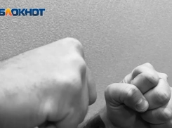 В Волжском задержан мужчина за жестокое избиение супруги