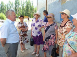В Волжском необходимо искать инвесторов для развития трамваев и проводить внутриквартальное освещение