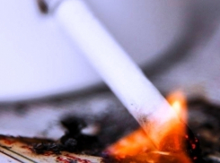 В Волжском в полночь эвакуировали 23 жителя пятиэтажки на улице Кирова