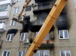 Пять человек эвакуировали из-за пожара в многоэтажке Волжского