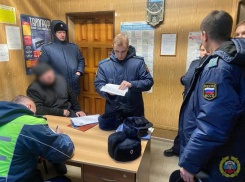 На плотине ГЭС в Волжском остановили рекордсмена по штрафам