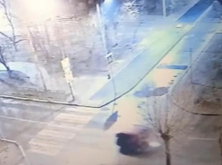 Поиски водителя, убившего инвалида на дороге в Волжском, продолжаются: подробности