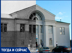 Здание бассейна строилось в комплексе со стадионом