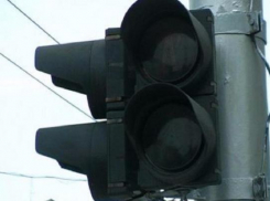 Волжане могут попасть в ДТП - на перекрестке Александрова и Дружбы  не работают светофоры 
