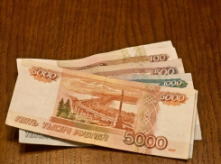 Волгоградстат огласил среднюю зарплату младшего медицинского персонала в Волжском