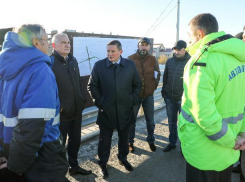 Губернатор проверил ход строительства моста через Ахтубу