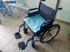 Неходячему инвалиду почти год не могут сделать операцию на удаление камней из почек в Волжском 