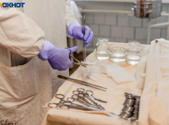 Волжан ужаснуло разрешение работать в больнице врачам с условным сроком