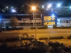 Ночной свист и гул пугает жителей новой части Волжского: видео