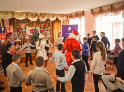 «Ростелеком» в Волгограде поздравил детей с ограниченными возможностями с наступающим новогодним праздником