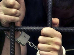 В Волгограде рецидивист с ножом пытался ограбить магазин